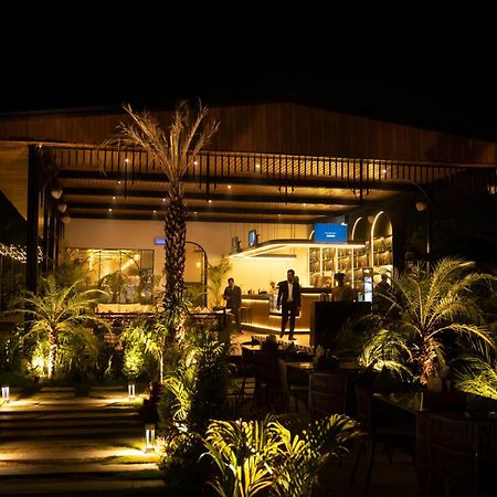 Vintclub Resort Лакхнау Экстерьер фото