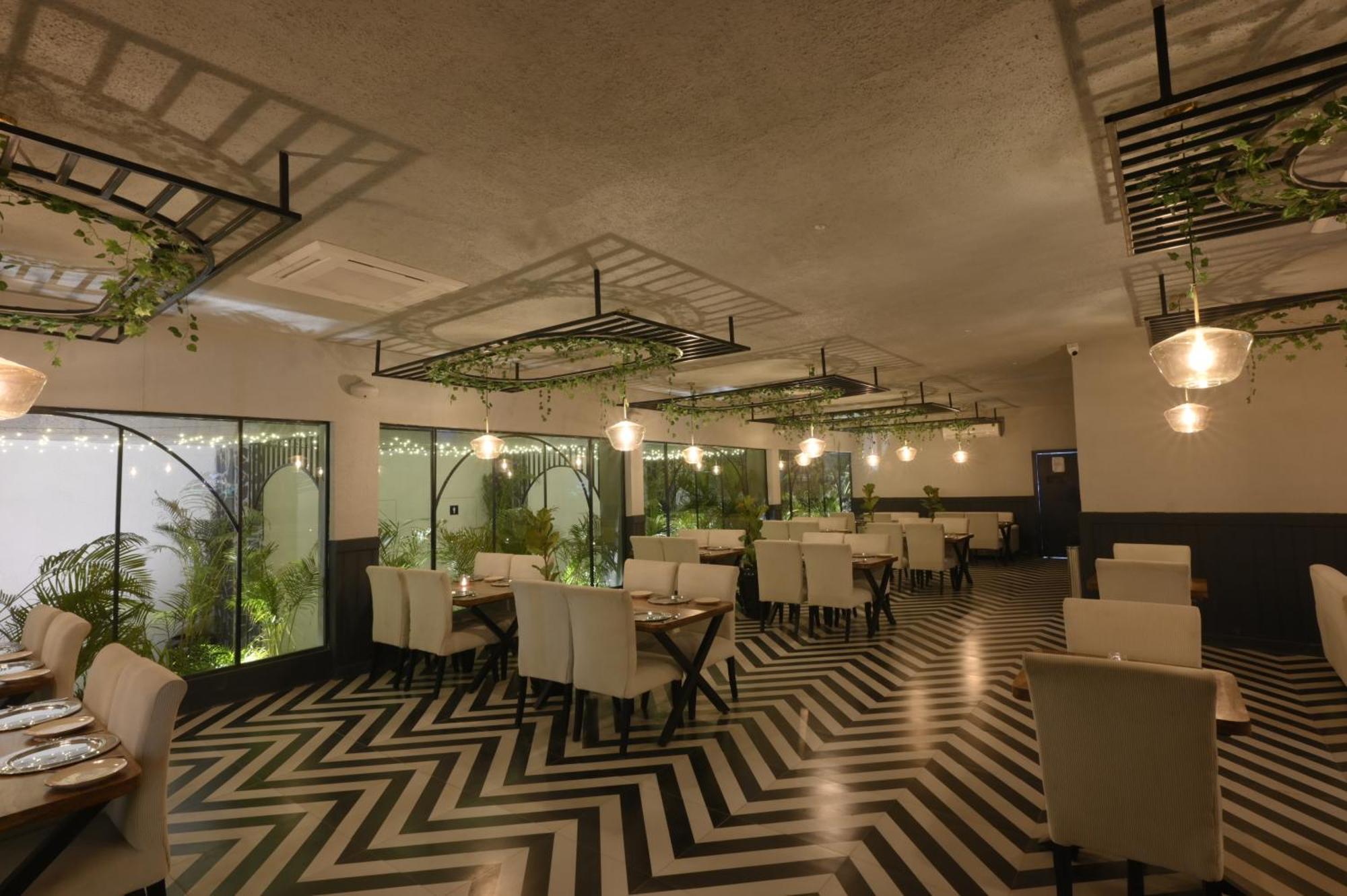 Vintclub Resort Лакхнау Экстерьер фото
