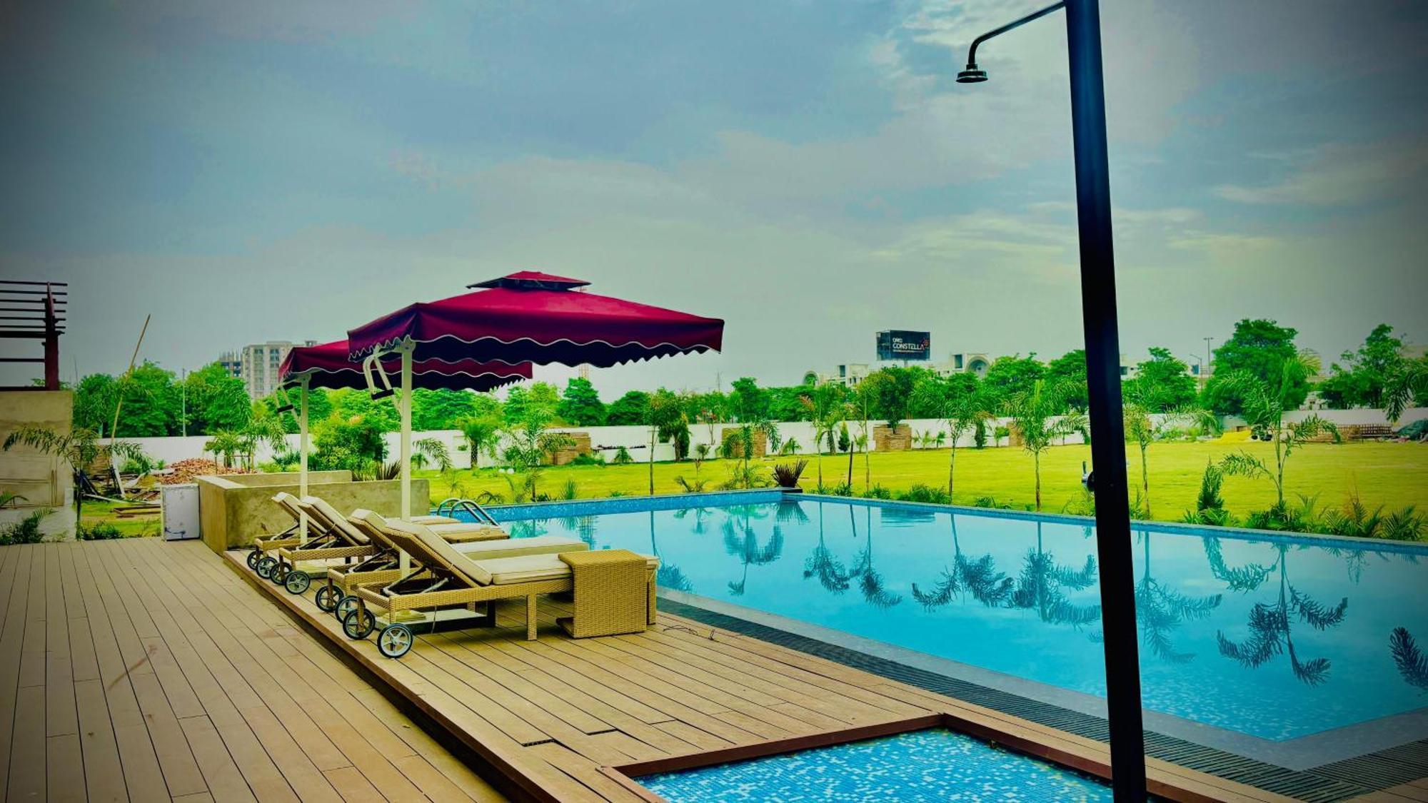 Vintclub Resort Лакхнау Экстерьер фото