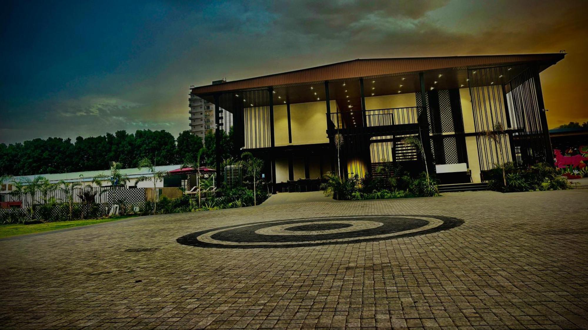 Vintclub Resort Лакхнау Экстерьер фото