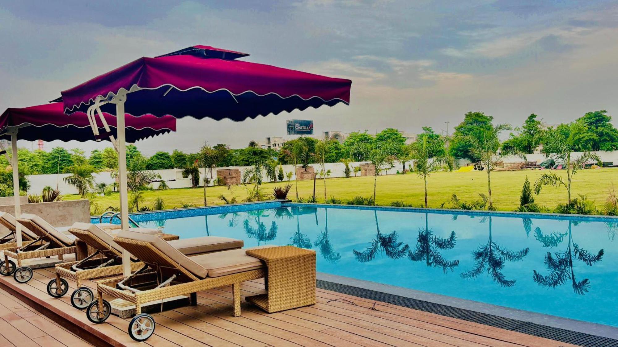 Vintclub Resort Лакхнау Экстерьер фото